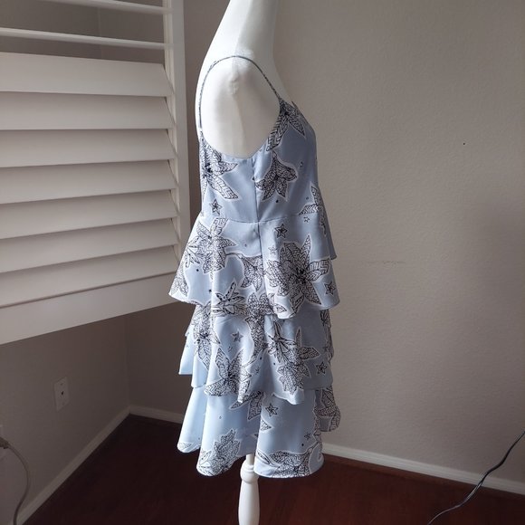 CeCe By Cynthia Steffe Nia Tiered Dress Sleeveless Lt Blue Sz 2 - Picture 9 of 9